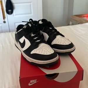 Panda Nike Dunks